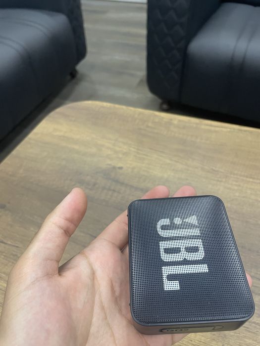 Продам колонку JBL