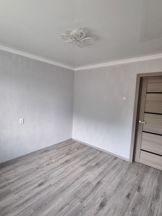 Продам  3 комнатную квартиру