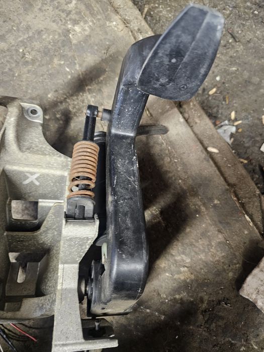 Pedala ambreiaj A9012902416 Mercedes Sprinter LT 1996-2006 Euro 3