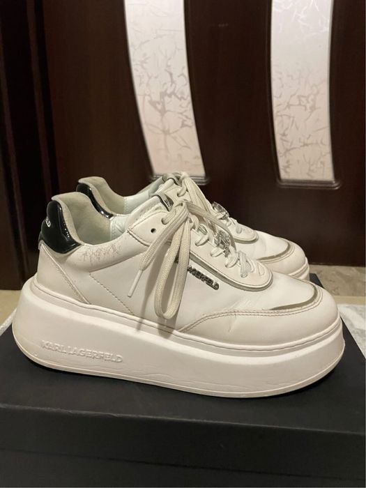 Karl lagerfled обувки