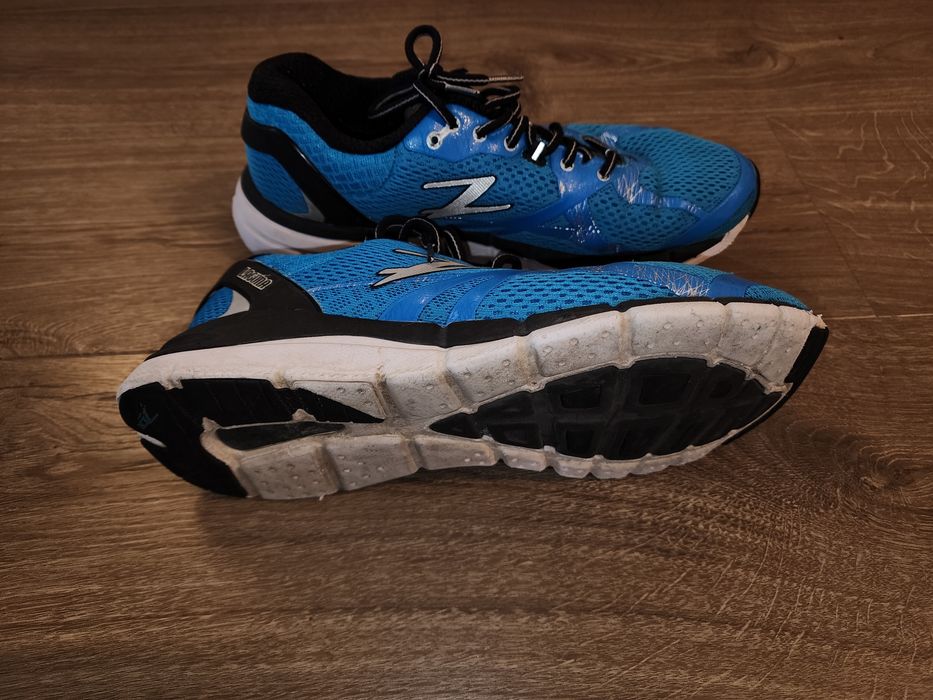 Adidași Zoot, 42.5
