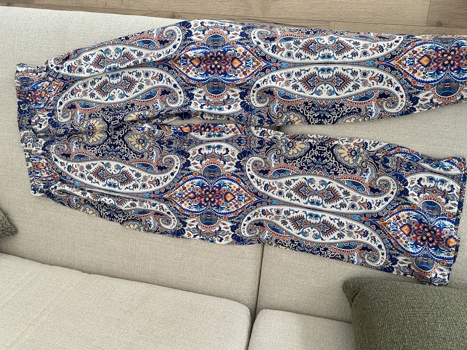 Цветен дамски панталон