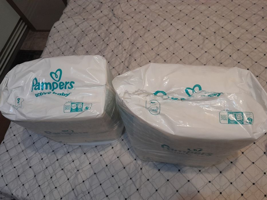 Pampers Nr. 3 (304 bucati), 2×152. Transport 4.99 lei