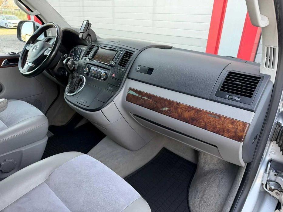 VW Multivan 2.0TDI