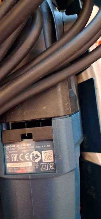 Перфоратор GBH240F