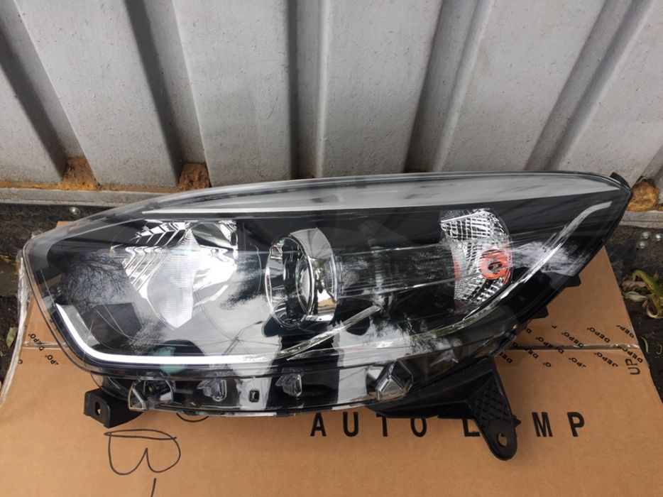 Far stanga Nou Renault Captur 2013 2014 2015 2016 2017