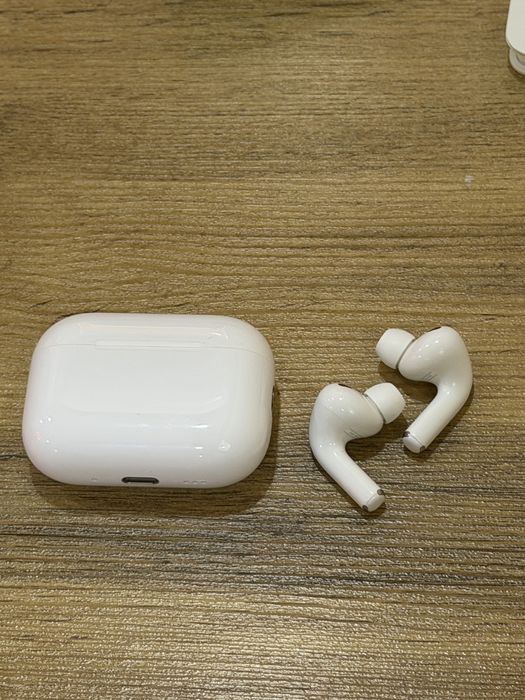 AirPods Pro 3 оригинал цена 80000тг