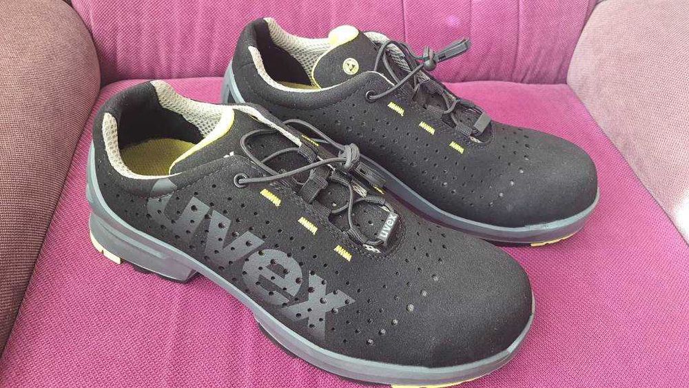 Pantofi UVEX S1 SRC ESD 8543.8 marime 44 -44,5 stare impecabila