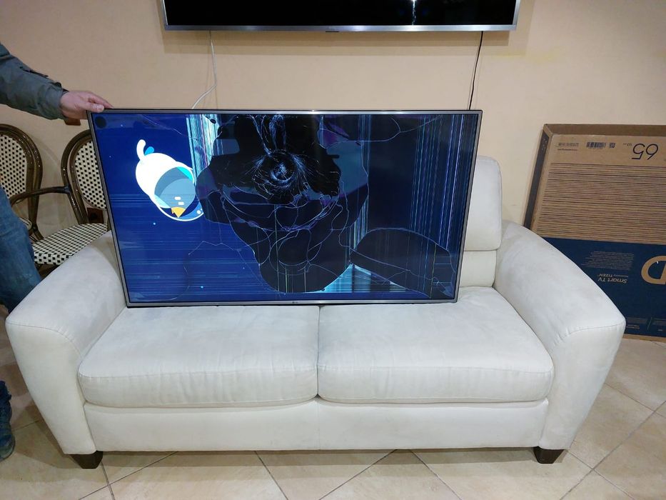 Televizor defect LG 55uh615v