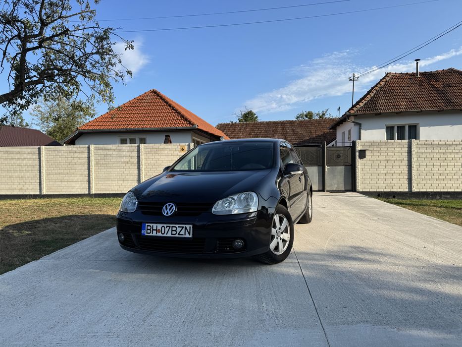 Volkswagen Golf 5 1.6 MPI BSE