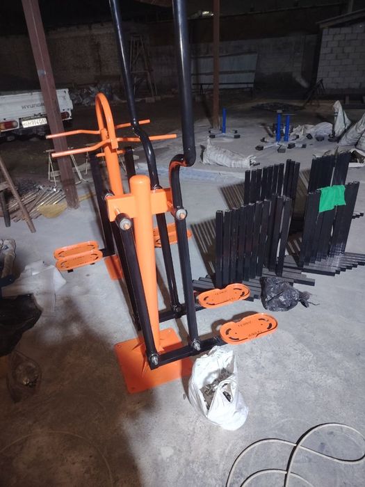 Workout plashadka, detskiy plashadka