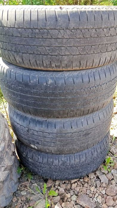 Продам шины 275/50R22