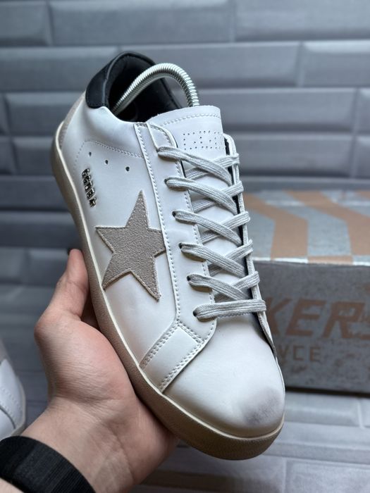 Golden Goose marimea 41 Noi