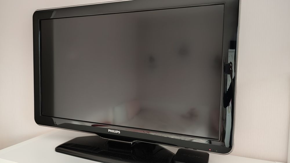 Телевизор Philips 39 инча