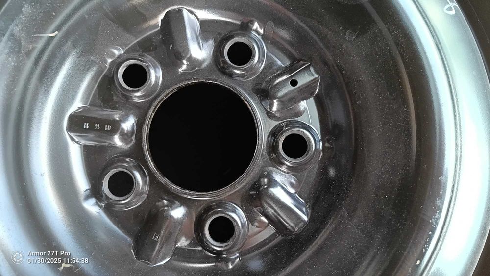 Оригинална резервна гума с джанта "патерица" от Jeep Renegade