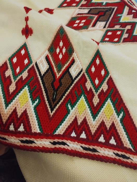 Старинна Ръчна бродерия