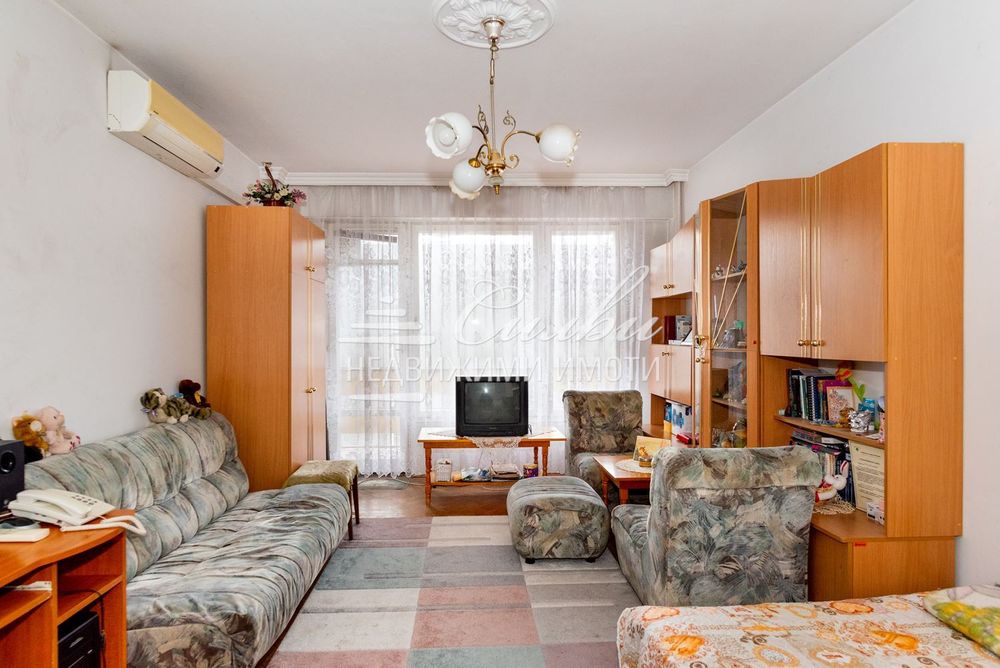 Двустаен СРЕДЕН апартамент - кв. Болница!