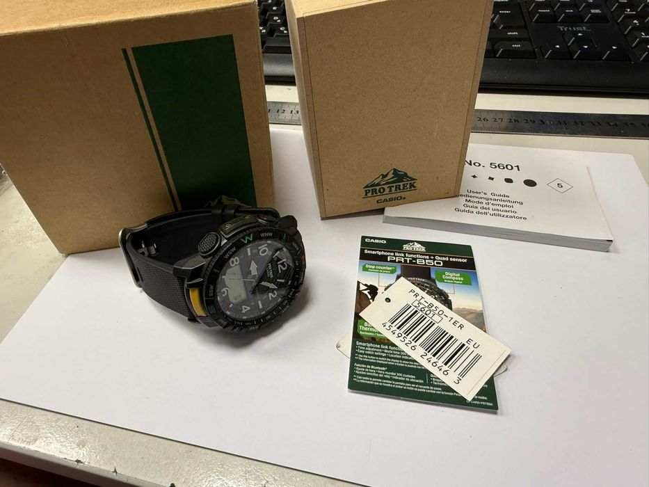Мъжки часовник Casio ProTrek 5601
