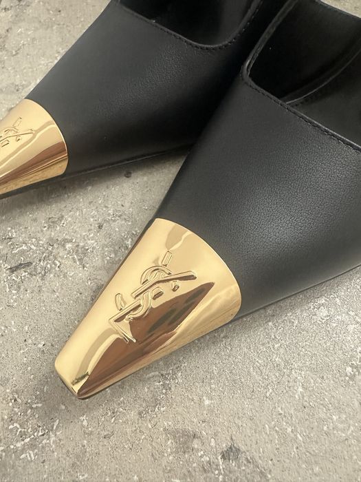 Pantofi YSL marime 35