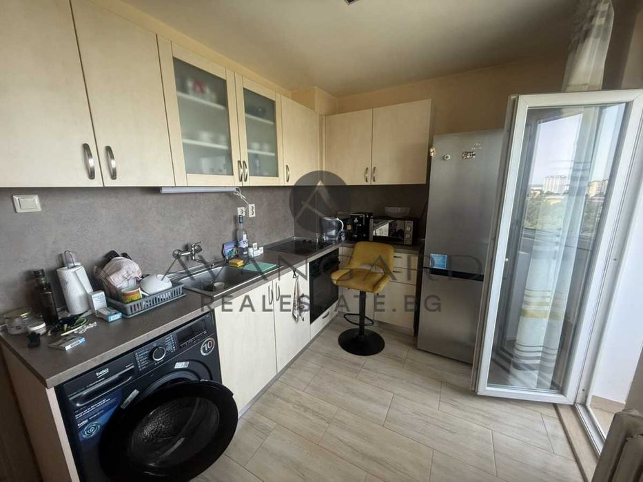 Продава се Двустаен апартамент в Пловдив, Център - 66 кв.м за 2197 €/кв.м - Снимка #2