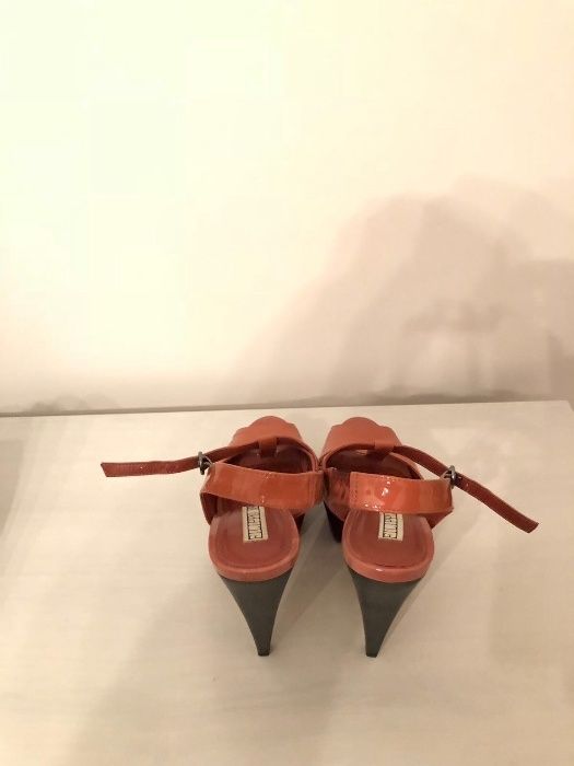 Sandale platforma piele lacuita culoarea somon marimea 38