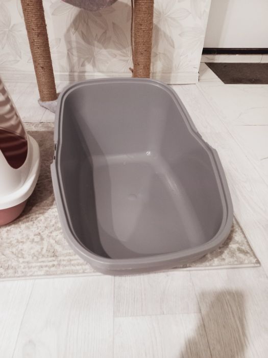 Продаю лотки для кошек