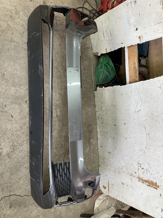 Предна броня за Skoda Karoq Шкода Карок 2021г-