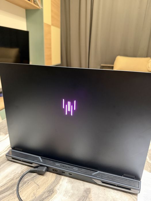 Acer Predator в ГАРАНЦИЯ PHN18-72-97ZL 18" U9-275HX/1x16GB/1TB SSD/RTX 5070 8GB