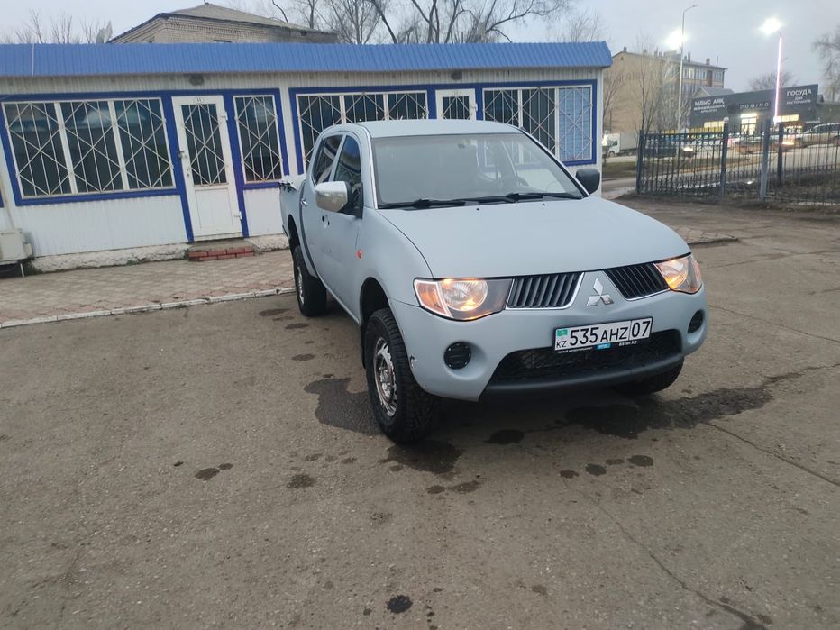 Mitsubishi L200 3.5 млн