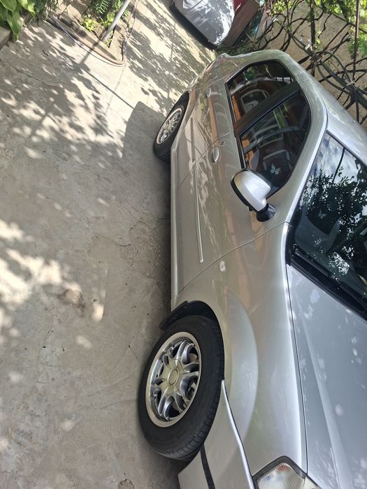 Dacia logan 1.6 16v 105 CP