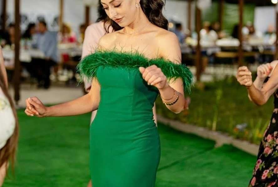 Официална рокляя