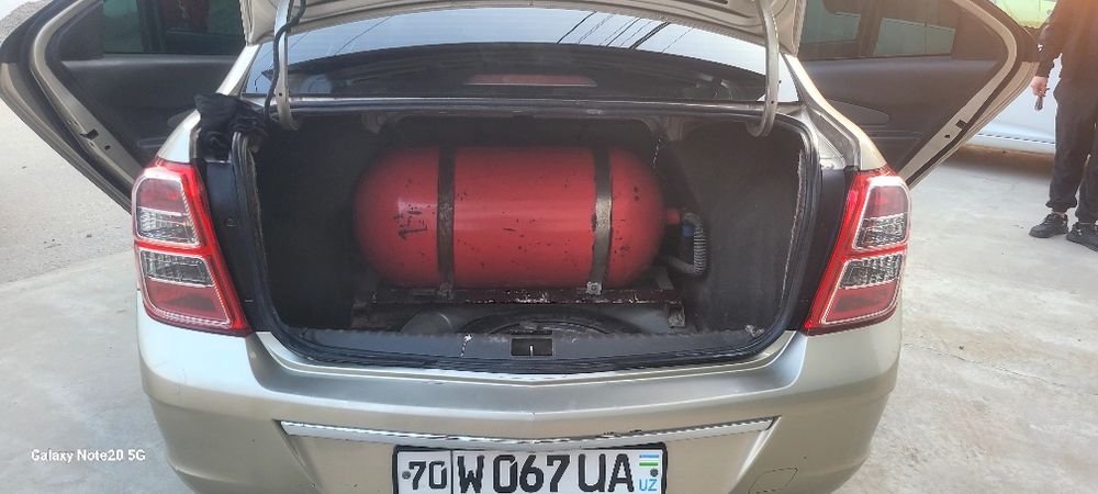 Chevrolet cobalt 2013