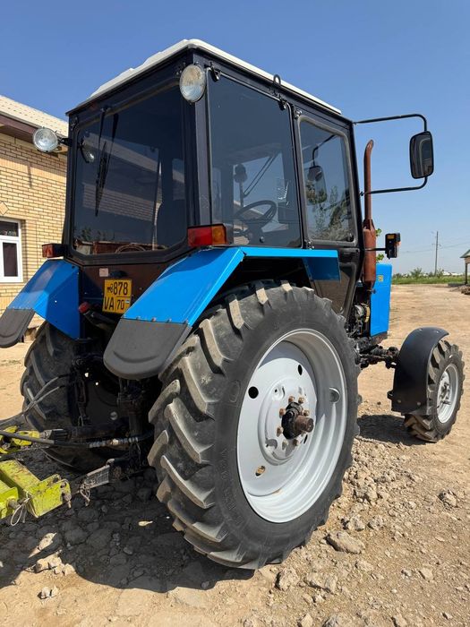 Belarus Mtz 82.1 sotiladi