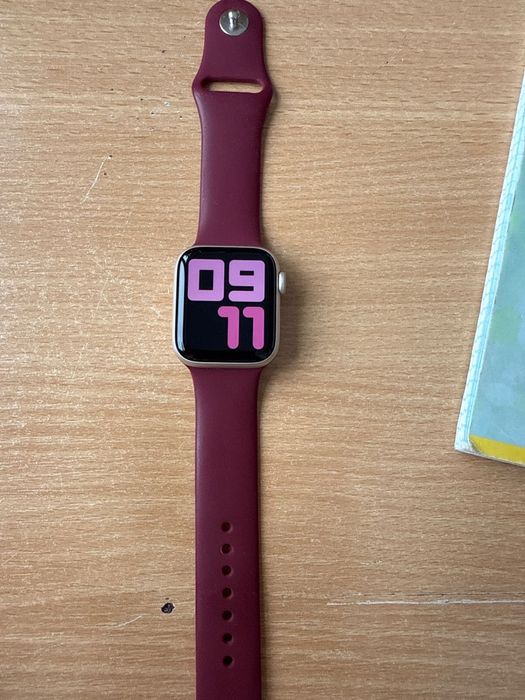 Продам срочно эпл вотч