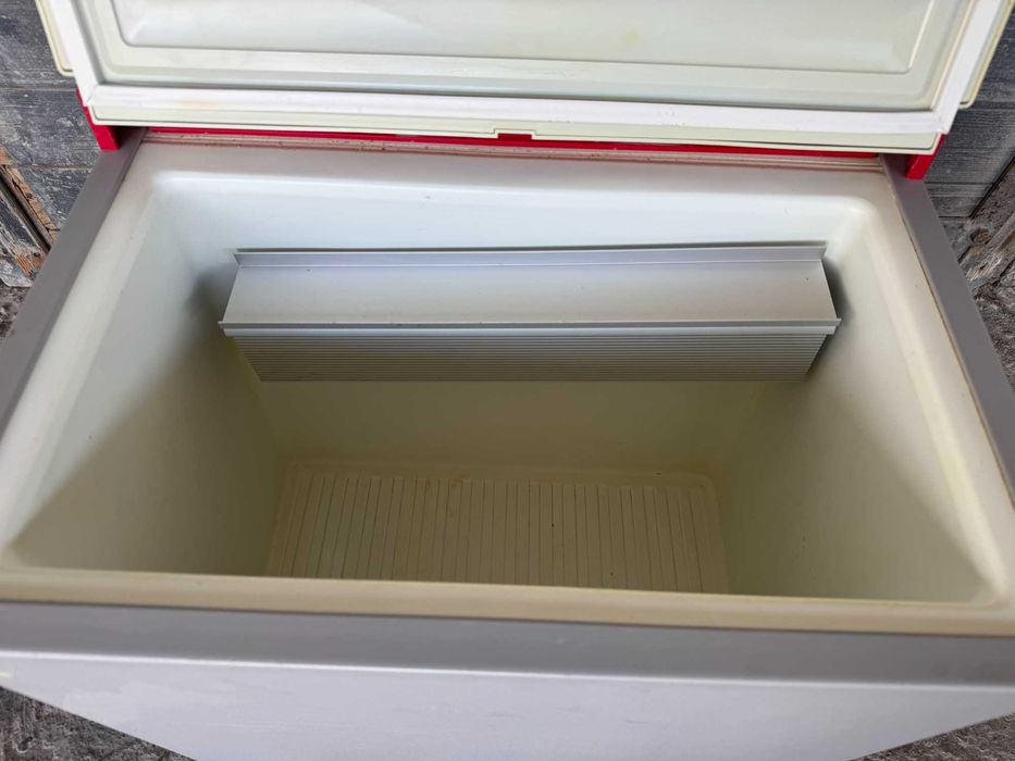 Electrolux-хладилник на газ - 12V - 220V