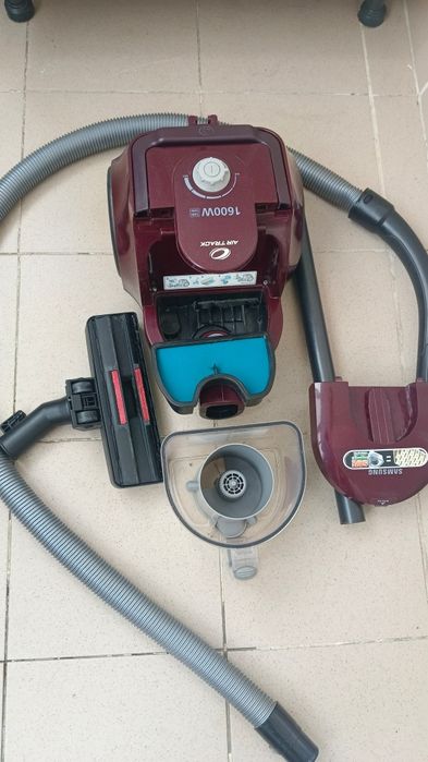 Пылесос Samsung 1600W