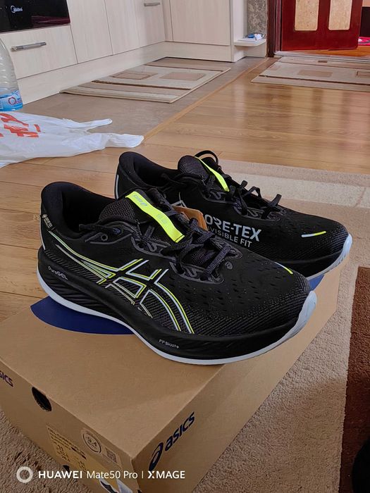 Asics Cumulus 27 Gore-Tex Водонепромокаеми