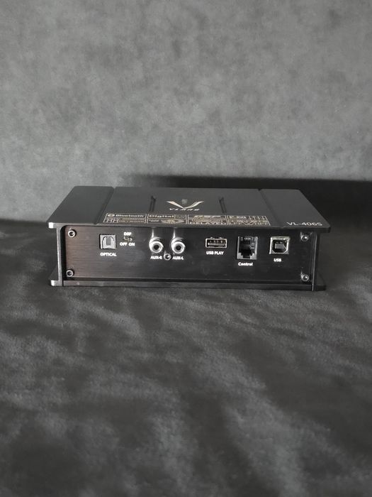 Процессорный 6-канальный усилитель VL-406S