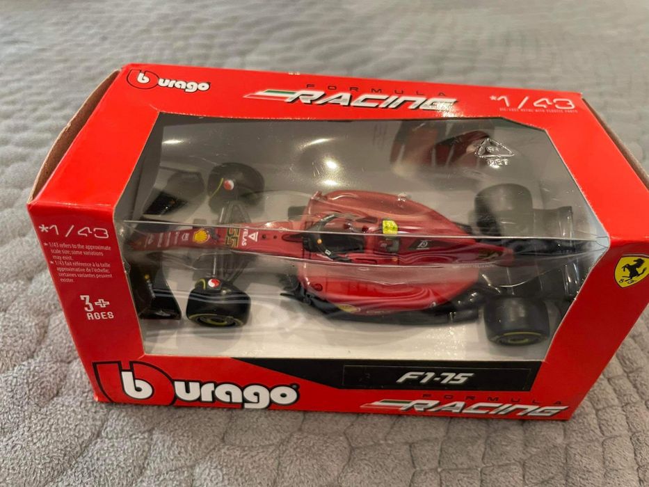 Болид bburago Carlos Sainz 55