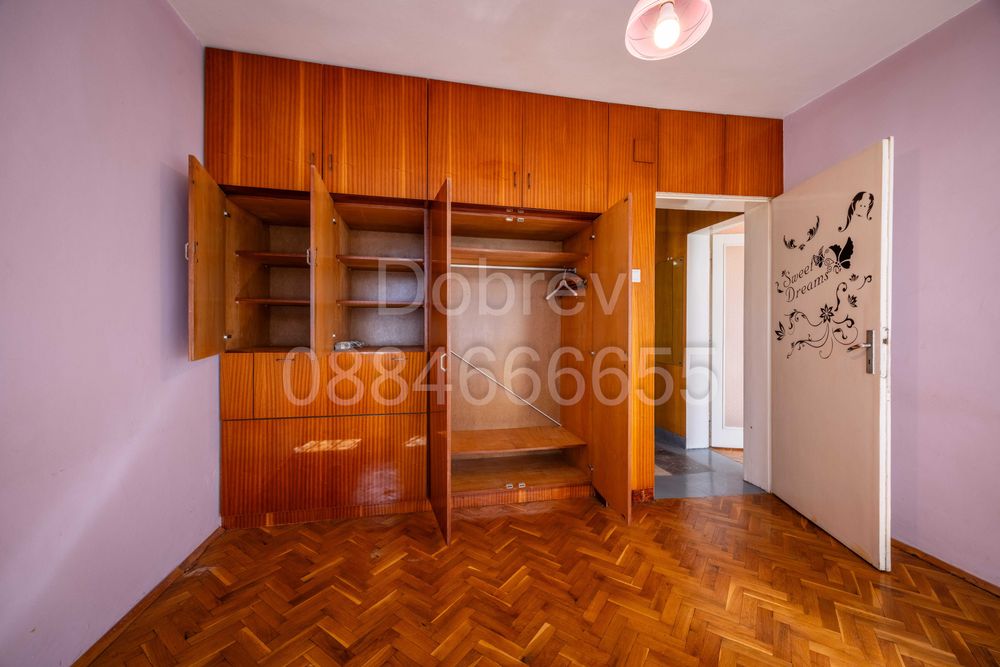 Продава се Многостаен апартамент в Варна, Левски - 140 кв.м за 1020 €/кв.м - Снимка #11