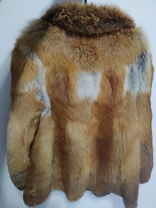 Haina din blana naturala de vulpe