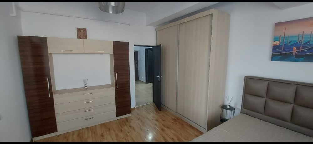 Garsoniera de închiriat