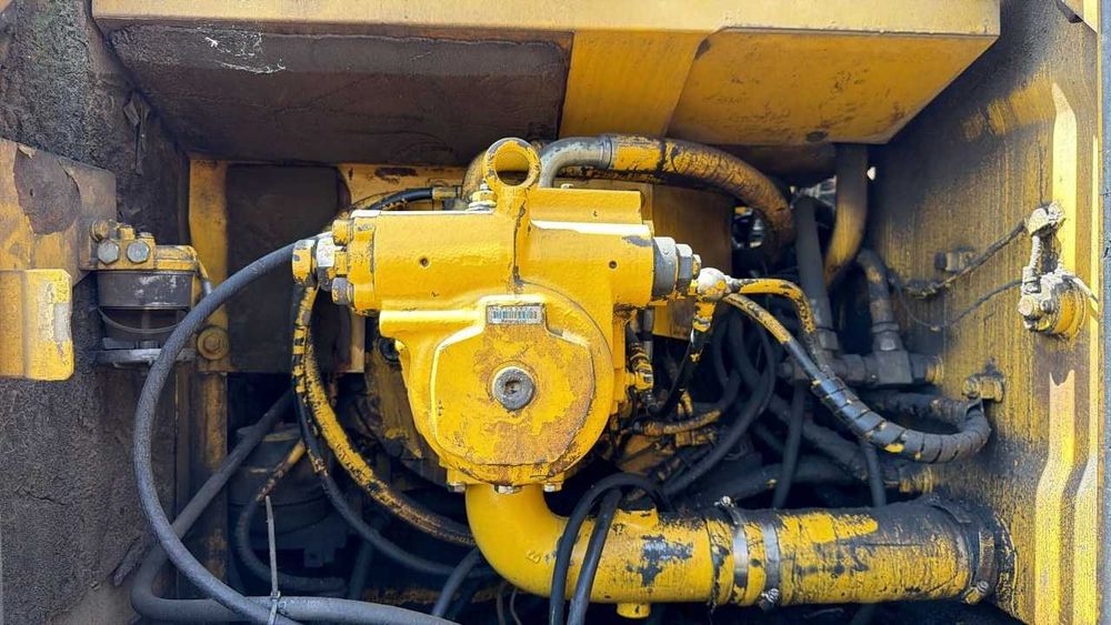 Pompa hidraulica Komatsu 708-2L-21450 , D7L63334 excavator Komatsu PC210 LC