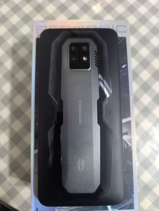 Продам ZTE Nubia