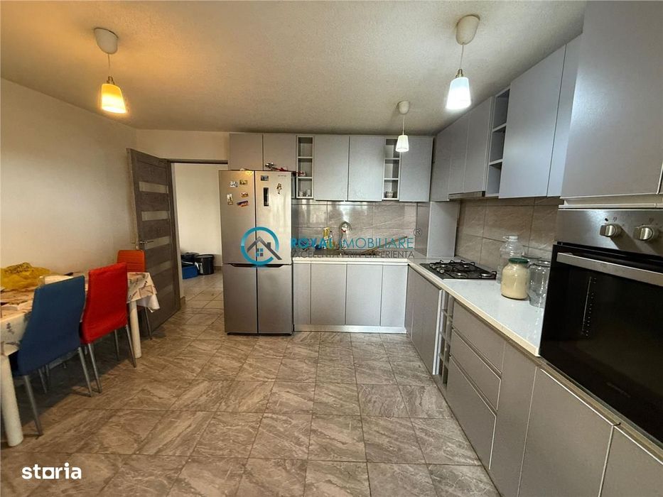 Royal Imobiliare - Vanzare Vila zona Paulesti