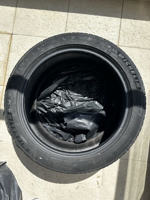 Anvelope Michelin 235/45/18