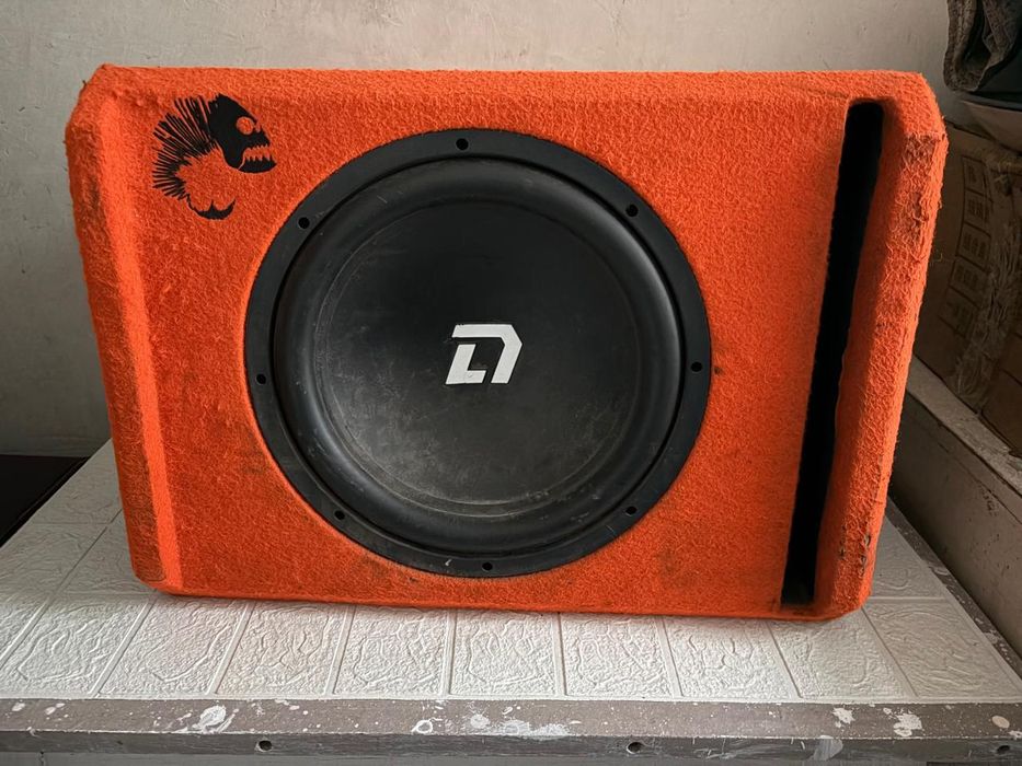 Сабвуфер PIRANYA новый