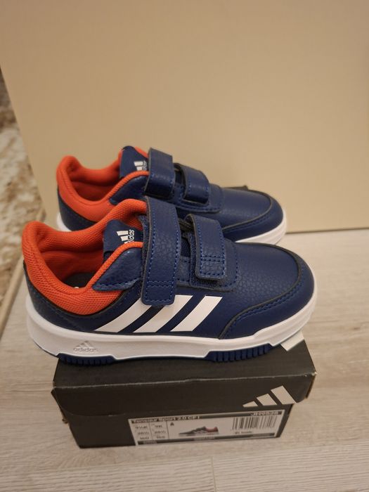 Vand adidași copii marime 26.5