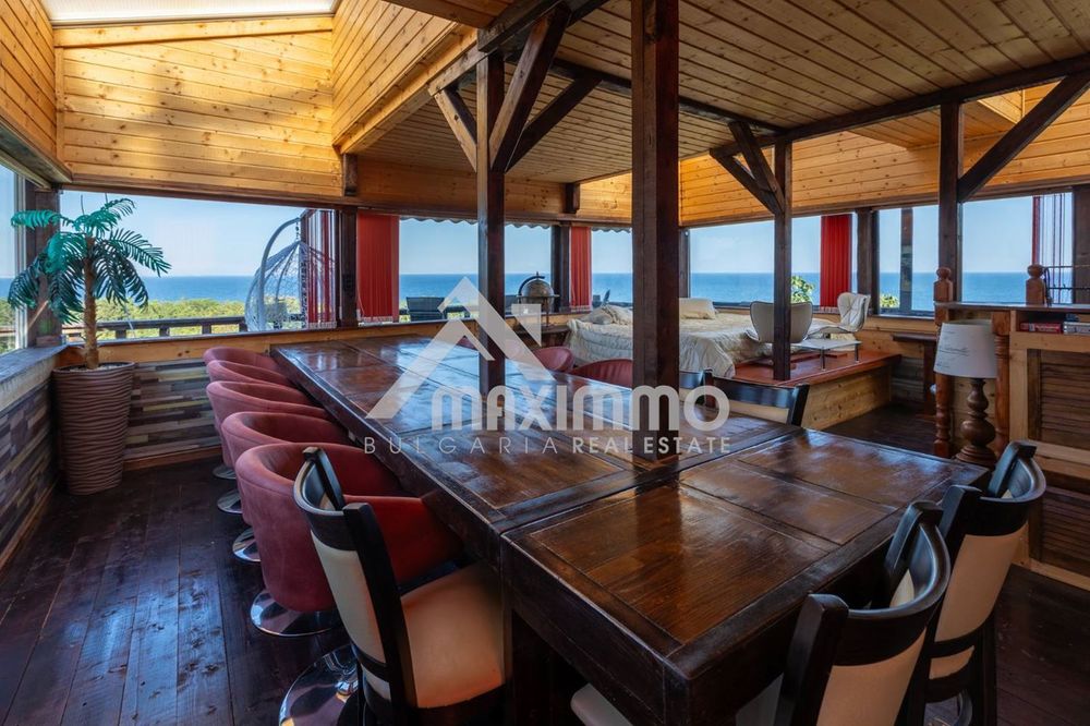 Продава се Къща в к.к. Златни пясъци - 370 кв.м за 1068 €/кв.м - Снимка #4