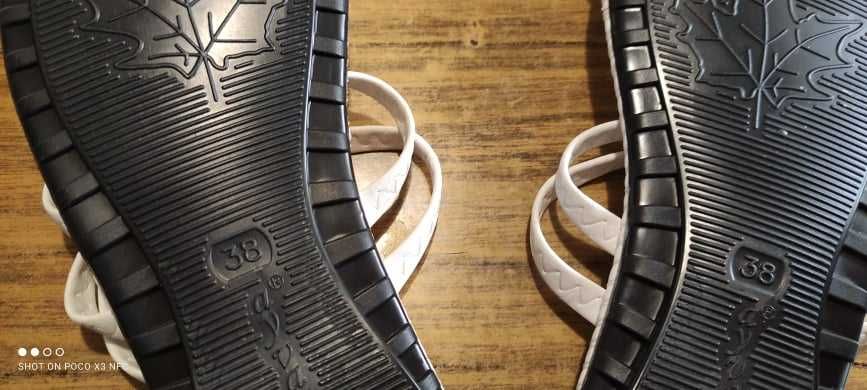 Нови бели чехли №38 ,ортеза за коляно